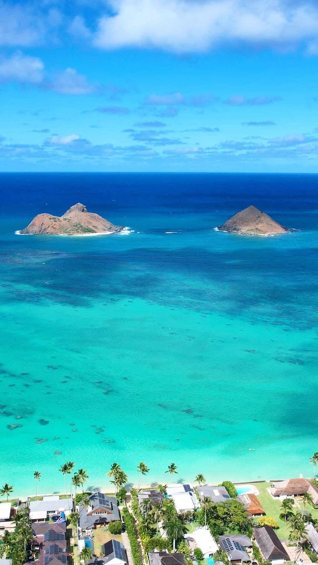 shihoのインスタグラム：「📍Oahu Hawaii ・ #hawaii#islandofoahu#oahu#ハワイ#trip #オアフ島#travel#loco_hawaii#travel_jp #funtorip#タビジョ#旅MUSE#genic_travel #genic_mag#たびねす#旅行#genic_hawaii #honolulu#ワイキキ#beach#ocean#waikiki #waikikibeach#kailua#view#oahuhawaii #tabijyomap_hawaii#lealeahawaii#2023」