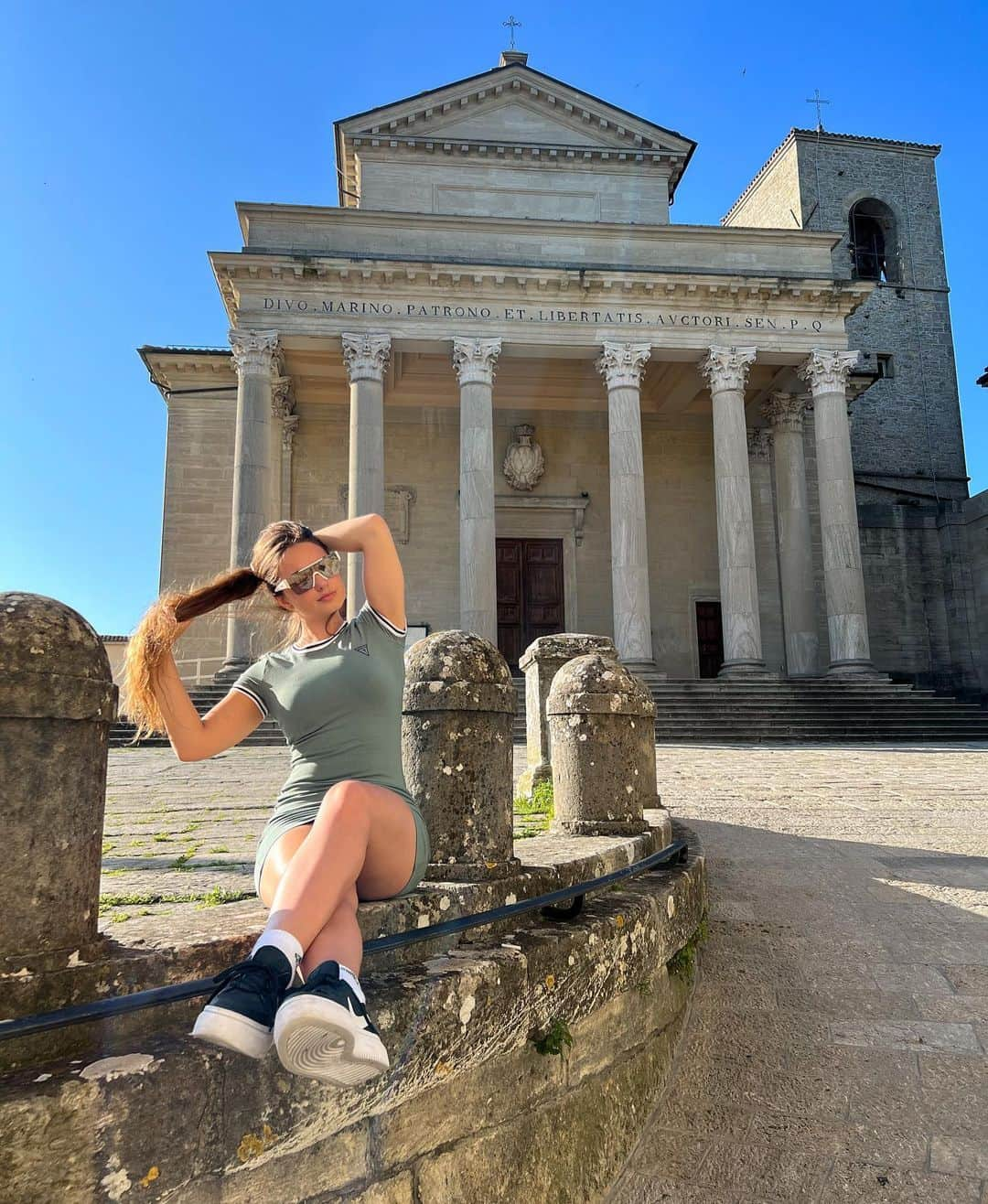 ニコルさんのインスタグラム写真 - (ニコルInstagram)「🇸🇲📍San Marino  Um país dentro da Itália 🥰❤️」5月27日 23時20分 - nicoletulcheski