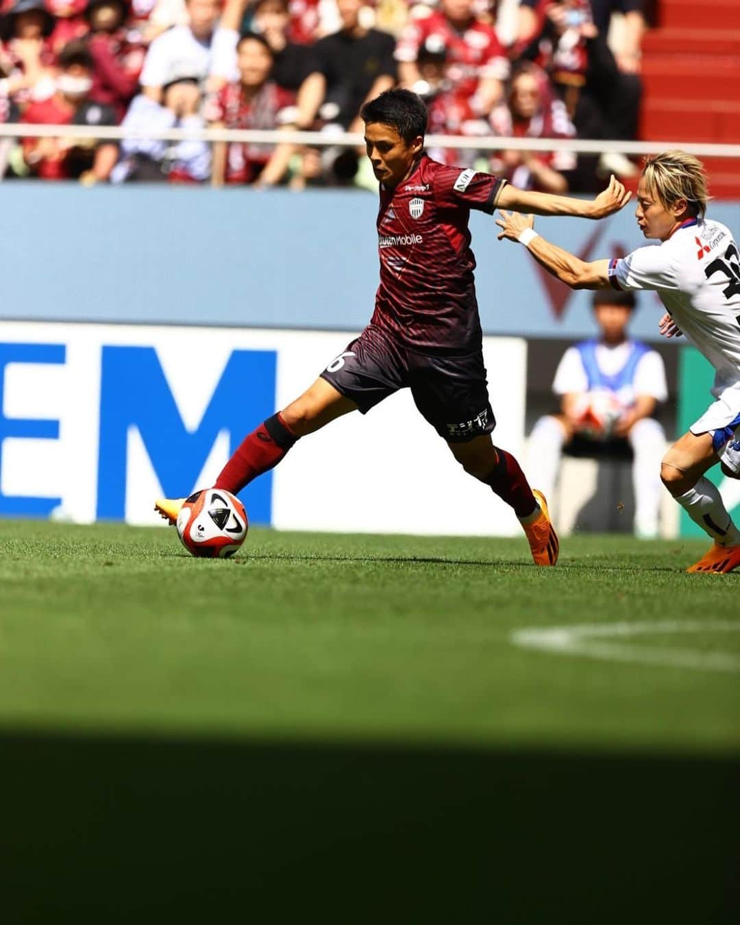 齊藤未月のインスタグラム：「. Another 3 points!!! Well done  #visselkobe  #楽天モバイル #一致団結 #16」