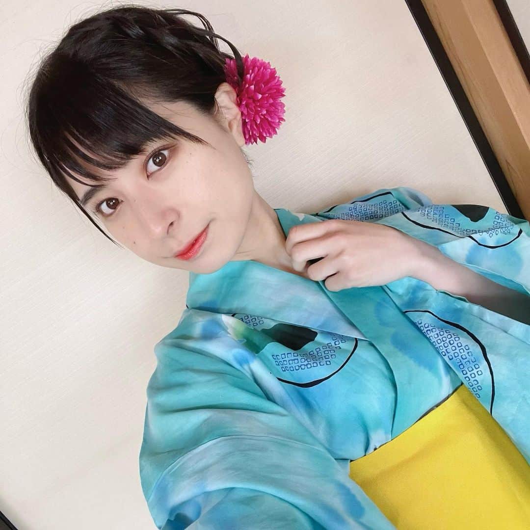 かほなんのインスタグラム：「今日はアイドルライブに出演しておりました！ 限定ポスターカレンダーの時の浴衣写メ☺️夏だね〜  明日は #クオーレの里  にてイベント出演です！ トークショー2回、抽選会も！ 参加無料です！ 是非遊びにきてねー！！  📢5/28(日)  クオーレの里30th ANNIVERSARY OUTDOOR FES 会場:クオーレの里(岐阜県加茂郡白川町和泉181-1) ・トークショー ①10:30〜②13:15〜 ・お楽しみ抽選会14:00〜(かほなんもステージに登壇) 　かほなん賞…10日間サバイバルチャレンジ2023で使用したテント ・入場無料 / 写真撮影、SNS掲載OK / 録画、録音NG  #さばいどる  #かほなん」