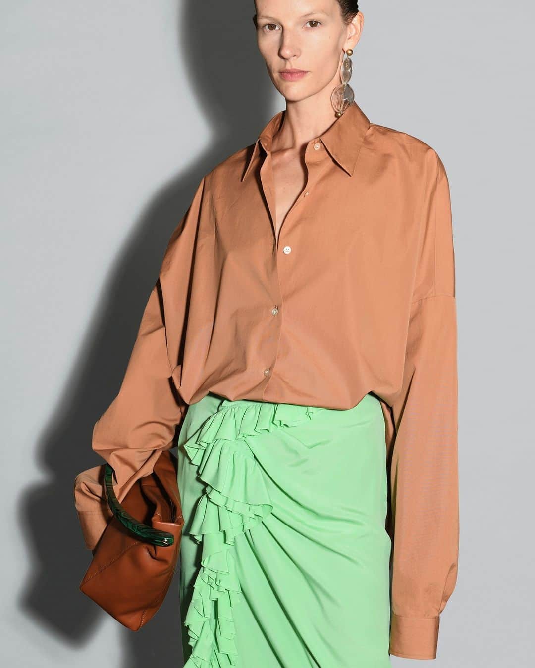 ドリス・ヴァン・ノッテンのインスタグラム：「WOMEN SPRING SUMMER 2023  #DVNSS23 #DriesVanNoten」