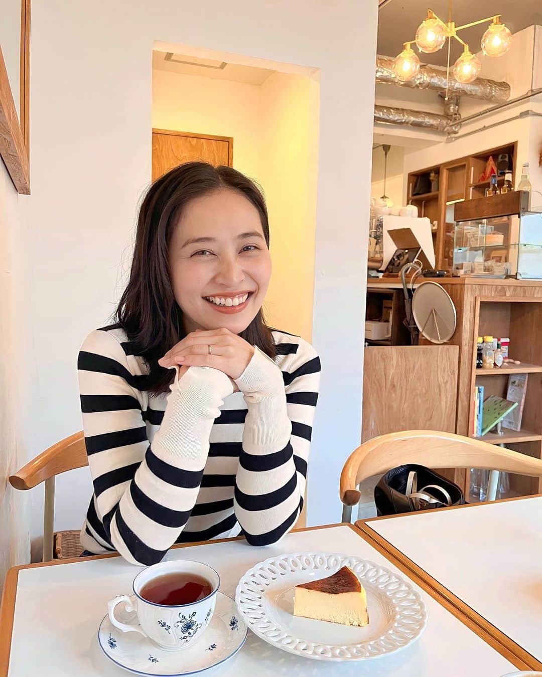 前田友香のインスタグラム：「チーズケーキとわたし  🧀🧀🧀🐭🧀🧀🧀」