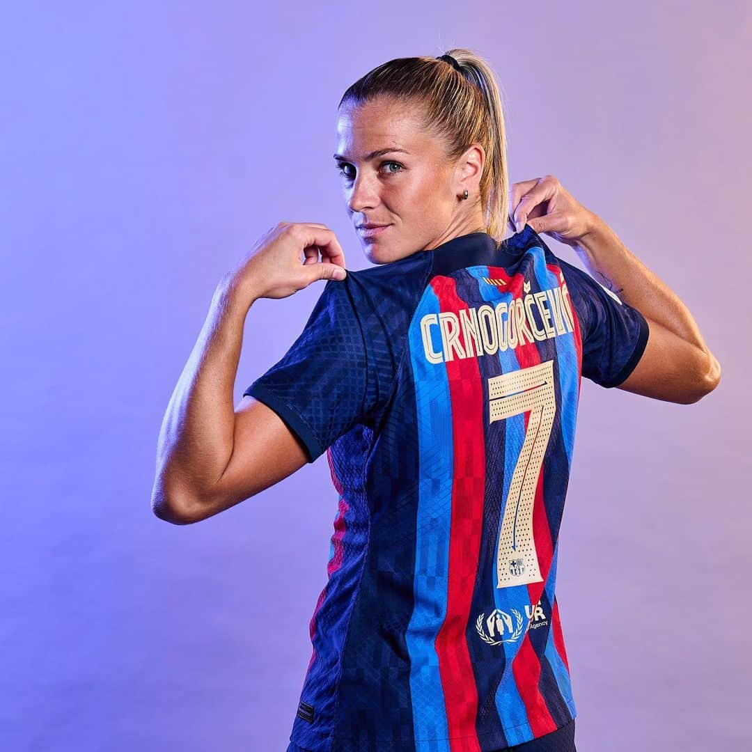 Ana Maria Crnogorcevicさんのインスタグラム写真 - (Ana Maria CrnogorcevicInstagram)「7 days to go ⏳  #uwclfinal #eindhoven #forçabarça」5月27日 22時28分 - ana_crnogorcevic