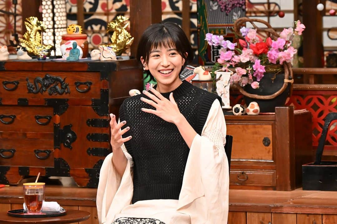 TBS「人生最高レストラン」さんのインスタグラム写真 - (TBS「人生最高レストラン」Instagram)「加藤浩次さんが黒島結菜さんの食と人生をネホリハホリ🔥 愛してやまない🍜沖縄そば😋 ミシュランが認めた🍜名店ラーメン😋 栄養満点🥦🍅🍆島野菜たっぷりランチ😋 仲良し❤️杏さんが告白‼意外㊙天然素顔とは⁉ 今夜11時30分放送☪TBS「人生最高レストラン」🍽 お見逃しなく‼‼‼  #tbs #人生最高レストラン #人生 #人生最高 #レストラン #サントリー #黒島結菜 #舞台 #カモメよ #女優 #沖縄 #朝ドラ #ちむどんどん #なんくるないさ #杏 #クロサギ #沖縄料理 #沖縄そば #島野菜 #ミシュラン #ラーメン #加藤浩次 #島崎和歌子 #宇賀神メグ #高橋茂雄　#グルメ #飯テロ #食テロ #料理 #レシピ」5月27日 22時30分 - jsr_2017official