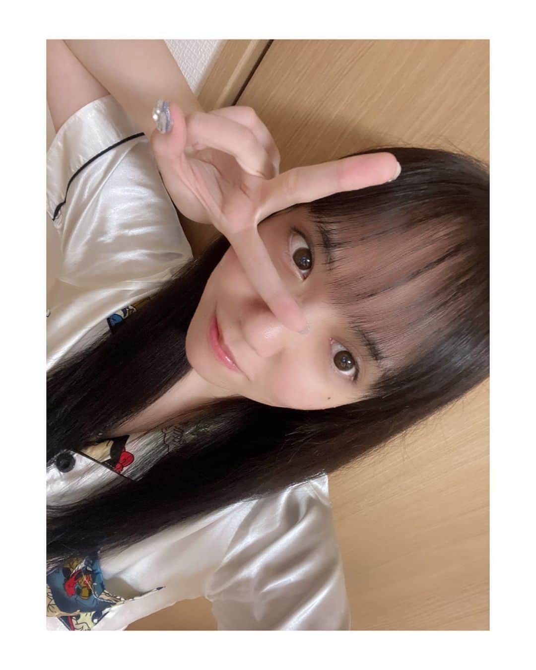 川瀬あやめ（ukka）さんのインスタグラム写真 - (川瀬あやめ（ukka）Instagram)「・ おやすみ〜🐑  #夏パジャマ #ラベンダーグレージュ #川瀬あやめ #ukka」5月27日 22時49分 - ayame_kawase