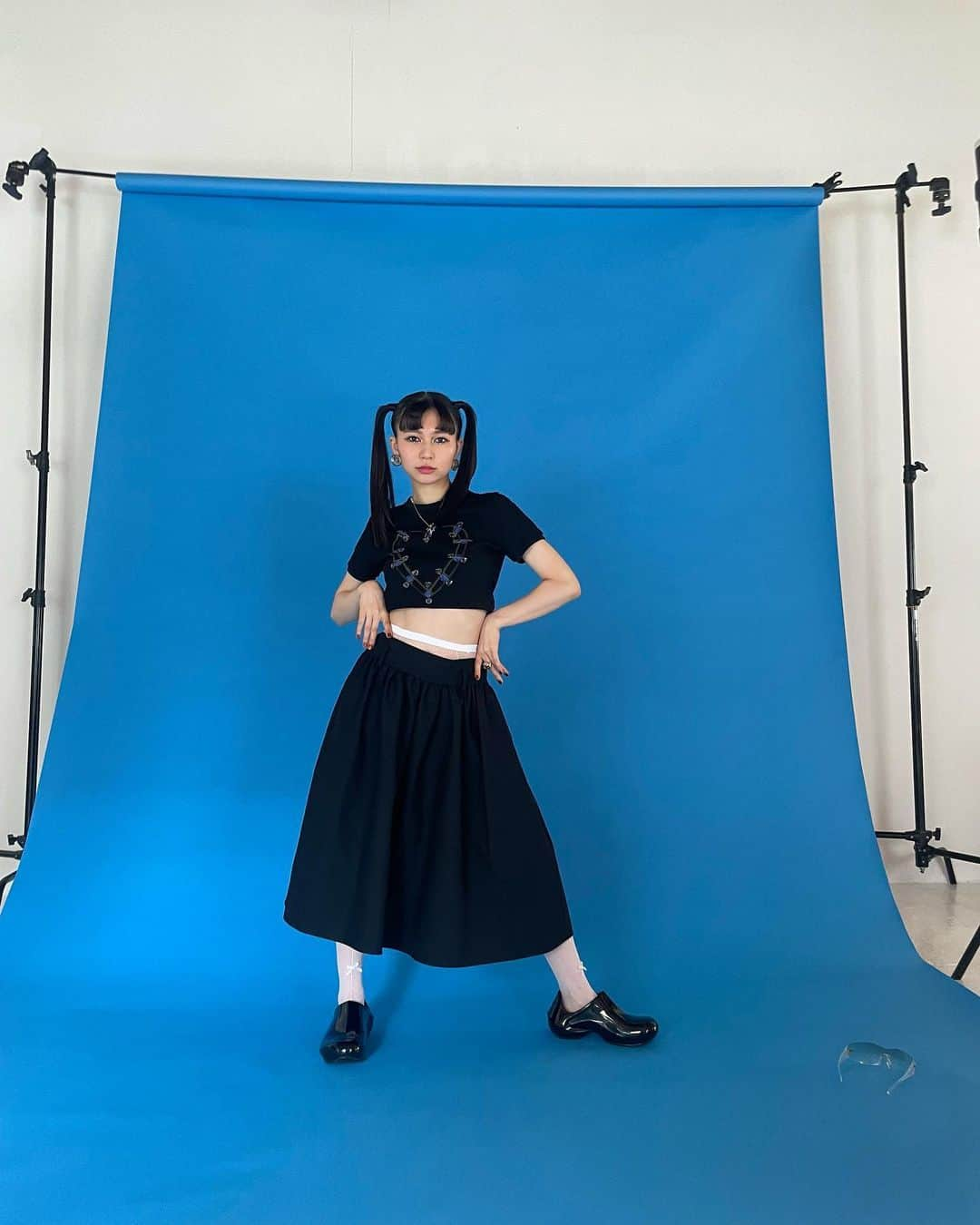 庄司芽生さんのインスタグラム写真 - (庄司芽生Instagram)「NYLON JAPAN 7月号(^_−)−⭐️💙🧡」5月27日 17時49分 - mei_tokyogirlsstyle