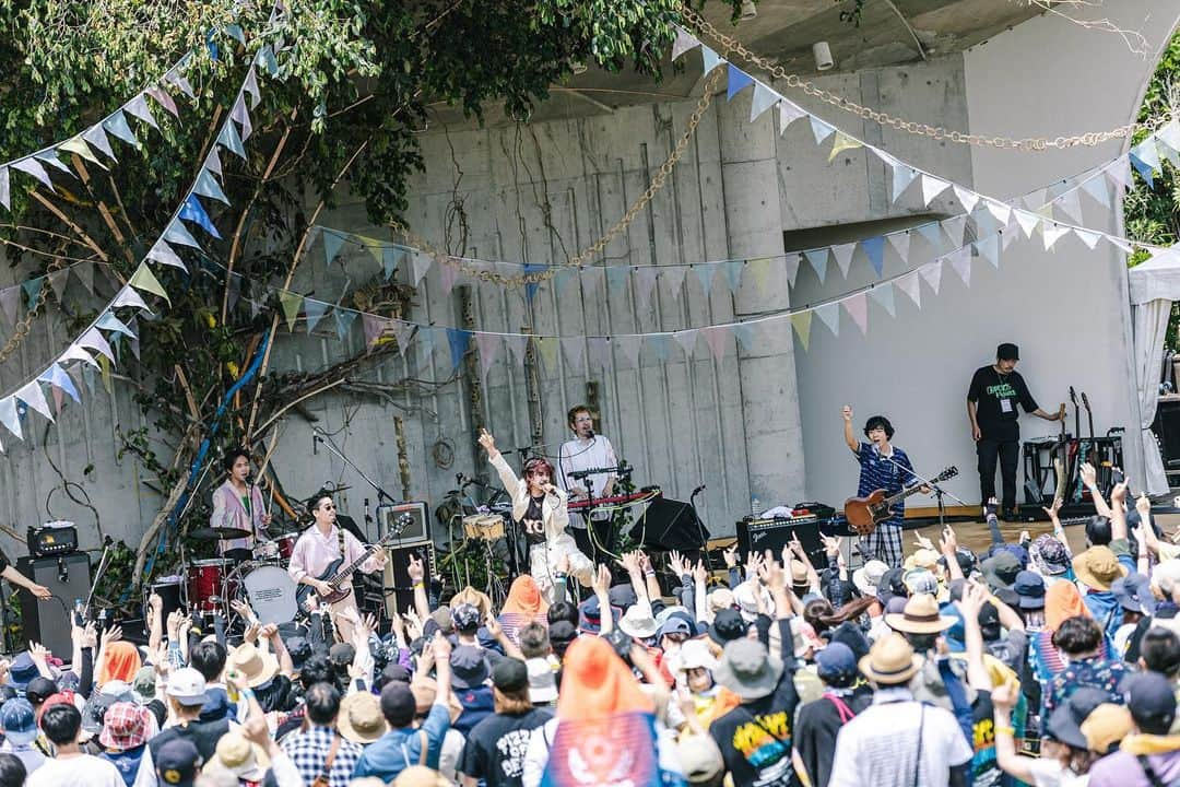 ハマ・オカモトさんのインスタグラム写真 - (ハマ・オカモトInstagram)「🕶  Karatsu Seaside Camp 2023  また来年も！ 居心地の良いフェスでした。」5月27日 17時52分 - hama_okamoto