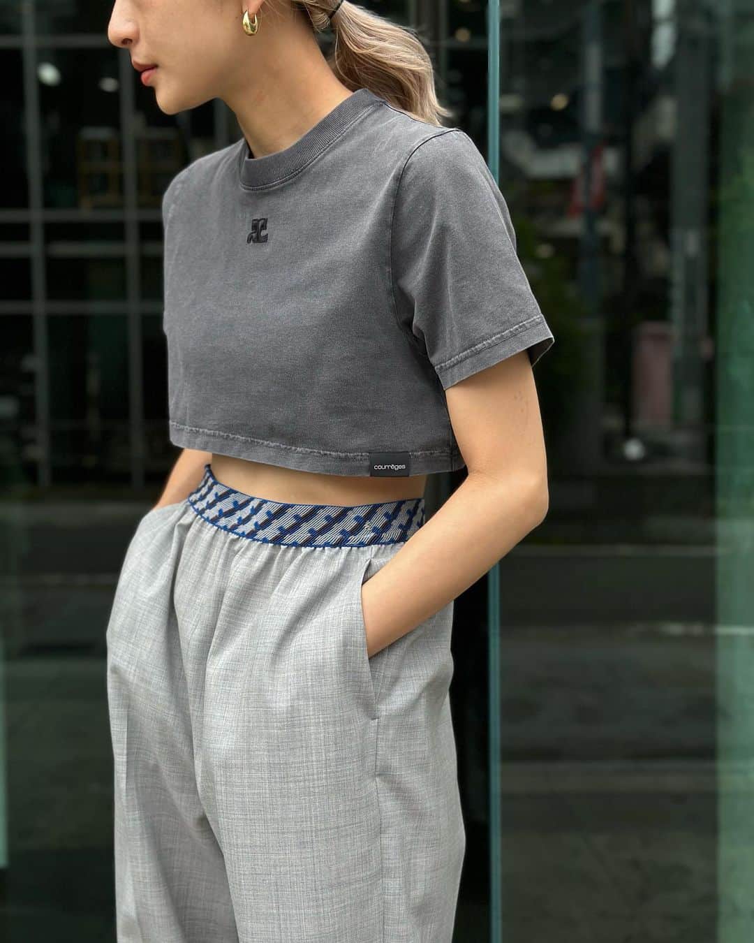 6(ROKU) OFFICIALさんのインスタグラム写真 - (6(ROKU) OFFICIALInstagram)「-  @courreges T-shirt ¥30,910- tax in  6 wool jacquard gome pants ¥22,000- tax in  #roku #courreges」5月27日 18時23分 - 6______roku
