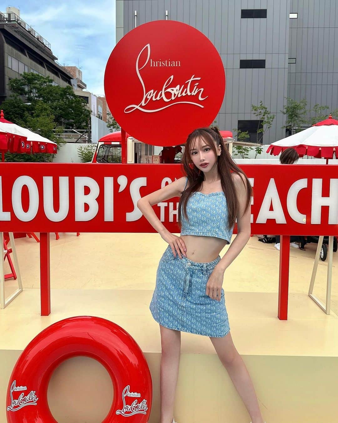 ゆかちんさんのインスタグラム写真 - (ゆかちんInstagram)「Louboutin Cafe 🚢💞  @louboutinworld   #表参道 #表参道カフェ#ルブタン  #期間限定カフェ #ビーチ #ビーチカフェ」5月27日 18時17分 - y__chan___