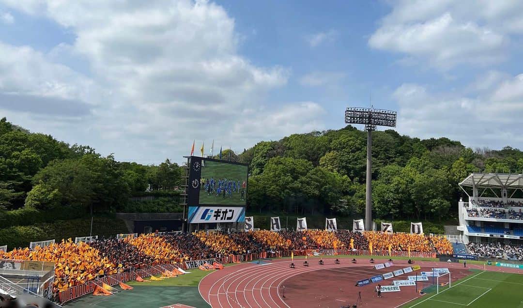 のインスタグラム：「・ ・ 明日は【J2第18 節 清水エスパルスvsツエーゲン金沢】 実況を担当させて頂きます🙇‍♂️解説は西部洋平さんです！  悔しい敗戦から1週間。 明日はリーグ戦の連敗を止めるための大切な試合！ 金沢も、連敗ストップを目指してアイスタへ乗り込みます。  先週の町田戦は、アウェーでしたが最高の雰囲気。 明日はホームでの一戦です🔥  #Jリーグ #静岡#清水#spulse#清水エスパルス #石川#金沢#zweigen#ツエーゲン金沢」