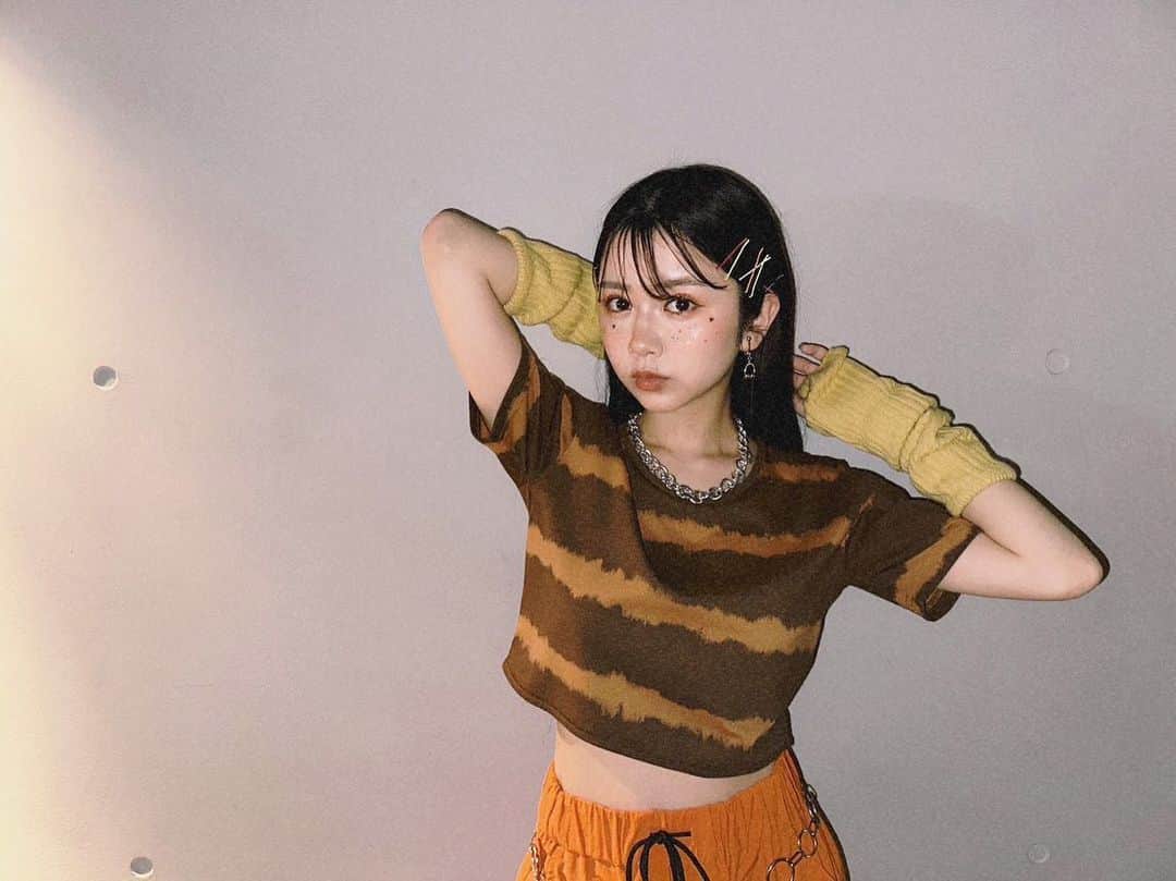 のインスタグラム：「TGCteen ありがとうございました 🛻🛩🫶🏻  @wego_official さんと @lipservice_official さんの 可愛い衣装にステージの トップバッターとトリまで 歩かせて頂けて本当に幸せでした ( ; ; )🤍  また、ゆっくり岩手来てみたいな ～🛩💗  皆も気をつけて帰ってくださいね🚎🎧💭 またどこかで 🧃💙」