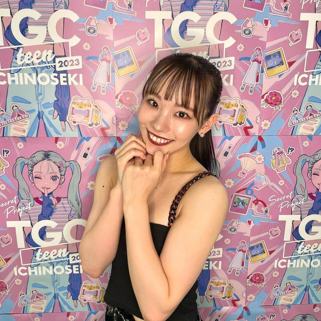 田中杏佳さんのインスタグラム写真 - (田中杏佳Instagram)「『TGC teen ICHINOSEKI 2023』 ありがとうございました✨  観てくださった皆様如何でしたか？🤍  私たちは むめいちゃんが可愛すぎて 裏待機の時から悶絶してました🥹🫶  照明もキラキラで 音響も爆上げで とっても楽しかった〜！！✨  また皆様とおあい出来ますように🥀  #TGC #TGCteen  #Mumei #Mumeiちゃん #むめい#むめいちゃん #TGCteenICHINOSEKI #東京ガールズコレクション」5月27日 20時04分 - kyoka_t_m_