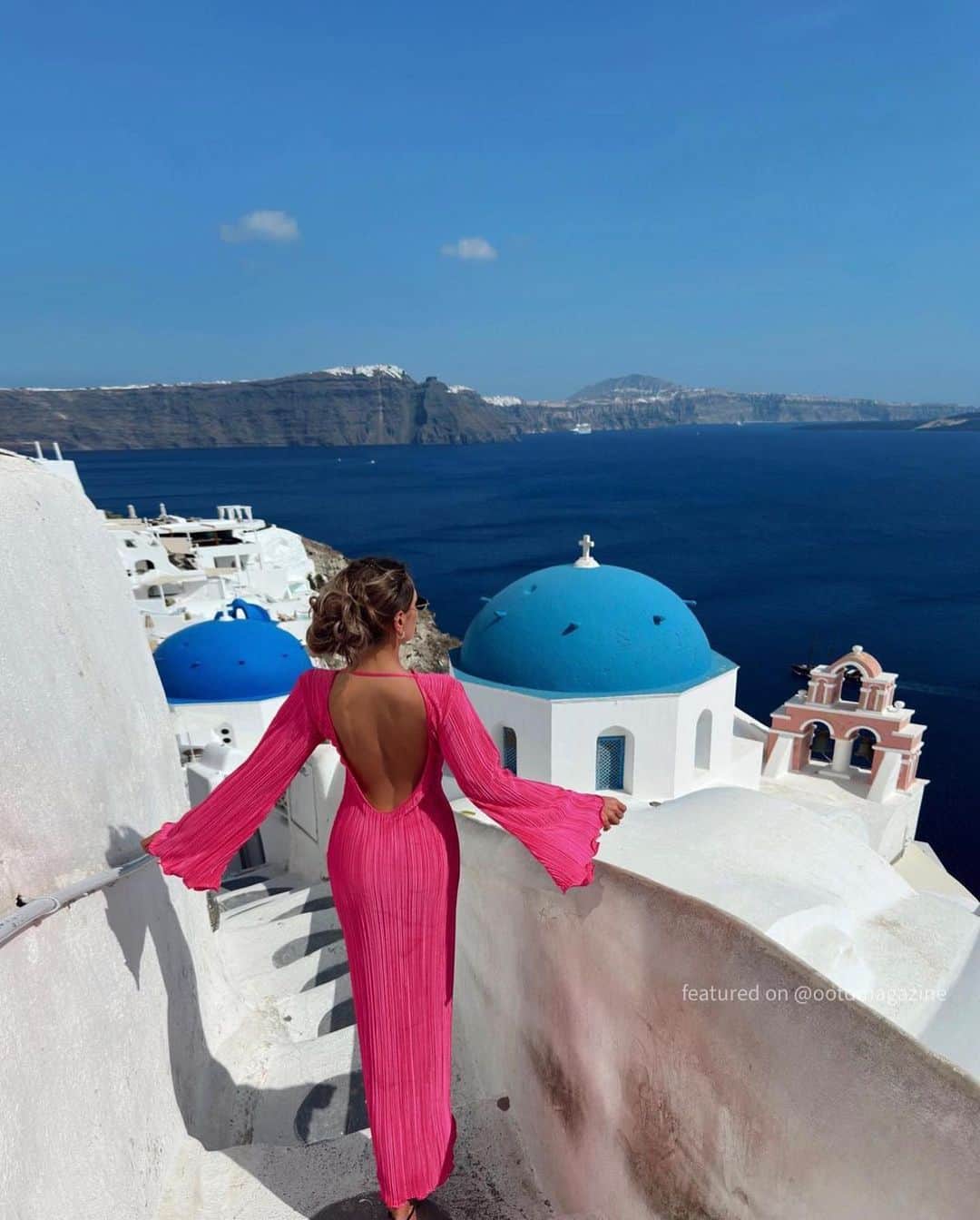 OOTD Magazineさんのインスタグラム写真 - (OOTD MagazineInstagram)「Santorini inspo ✨ Shop our Lightroom presets via link in bio」5月27日 20時05分 - ootdmagazine
