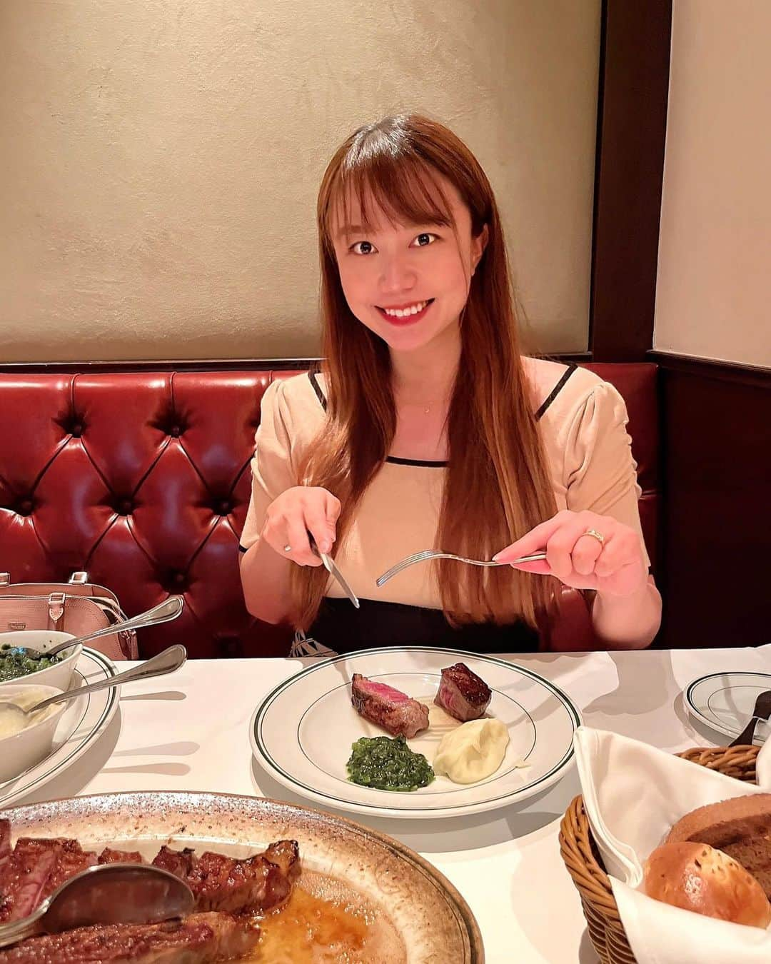 とくさきさんのインスタグラム写真 - (とくさきInstagram)「久しぶりにウルフギャングでディナー🍽💕🍖 . ウルフギャング行くと、 チョップドサラダ クリームスピナッチ マッシュポテト はマストで頼むよ😌❤️ . 次行けるのはいつになるだろうか🤔 .  #ゴルフ#ゴルフ女子#golf#golfgirl#golfswing#ゴルフスイング#sports#スポーツ#スポーツ女子#골프#골프여자#尔夫球#高尔夫#dinner#ウルフギャング#六本木#ステーキ」5月27日 20時10分 - tokusaki_golf