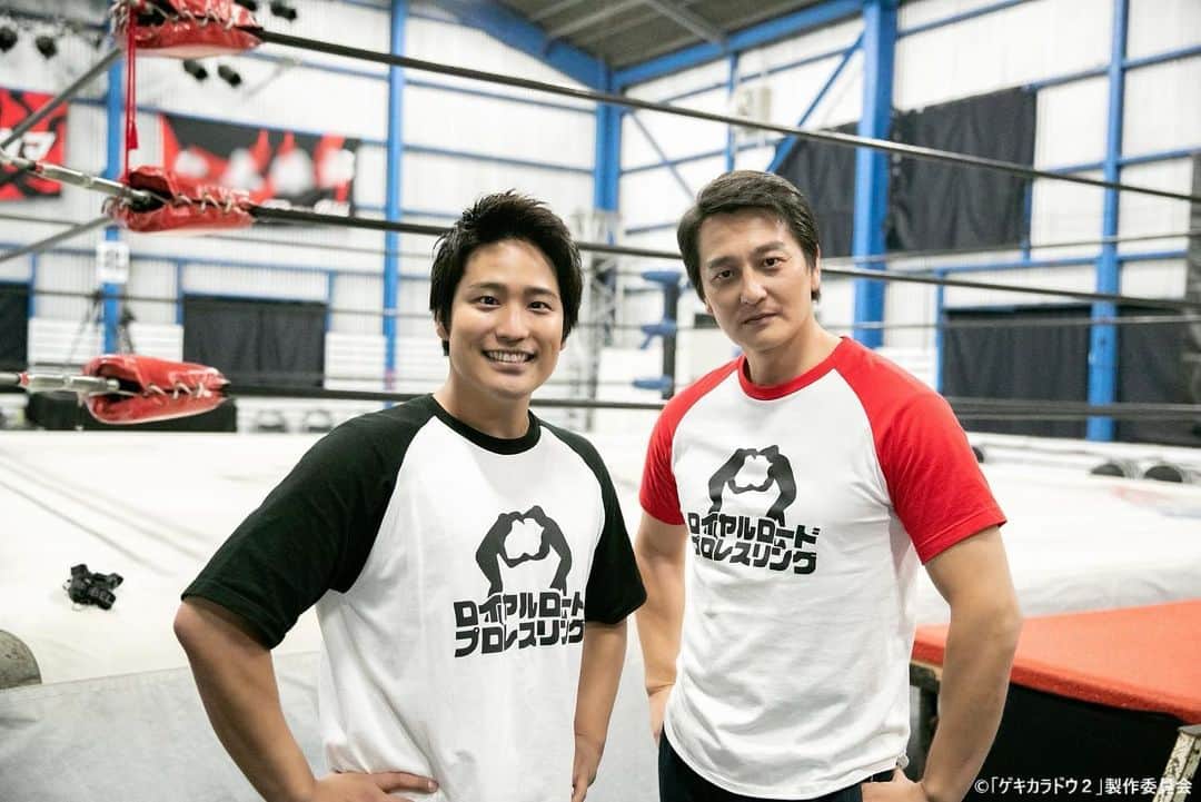 ゲキカラドウ2のインスタグラム：「🐼📸ˊ˗ いつも熱心な猿川🐵 今回はプロレス団体の練習生に！？ 邪道嫌いの社長の心を動かせるのでしょうか…？  📱第8話見逃し配信中！ #Tver 📱全話配信中！ #Paravi #Lemino #ネットもテレ東  ━━━━━━━━━━━━━━ 「ゲキカラドウ２」 毎週木曜深夜𝟐𝟒:𝟑𝟎〜 ハッシュタグ▷#ゲキカラドウ #桐山照史（#ジャニーズWEST） #土村芳 #福本大晴 （#Aぇgroup/ #関西ジャニーズJr.） #森田甘路 #前川泰之 #高田純次 #平田満」