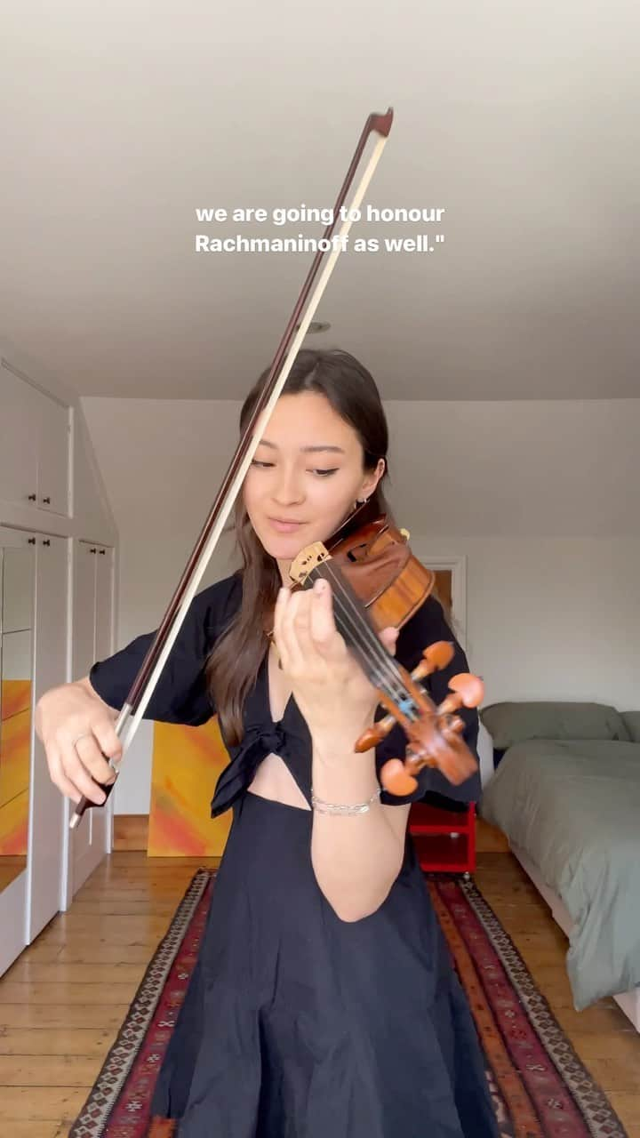 澄那シュトゥーダーのインスタグラム：「Honouring Rachmaninoff for #MentalHealthAwarenessMonth 💛 Playing an excerpt of this heart-wrenching piece named "Vocalise"!   What are you going to do for yourself today to embrace a healthy #MentalHealthAwarenessMonth ? 😌  #classicalmusic #mentalhealthawareness #mentalhealthmatters」