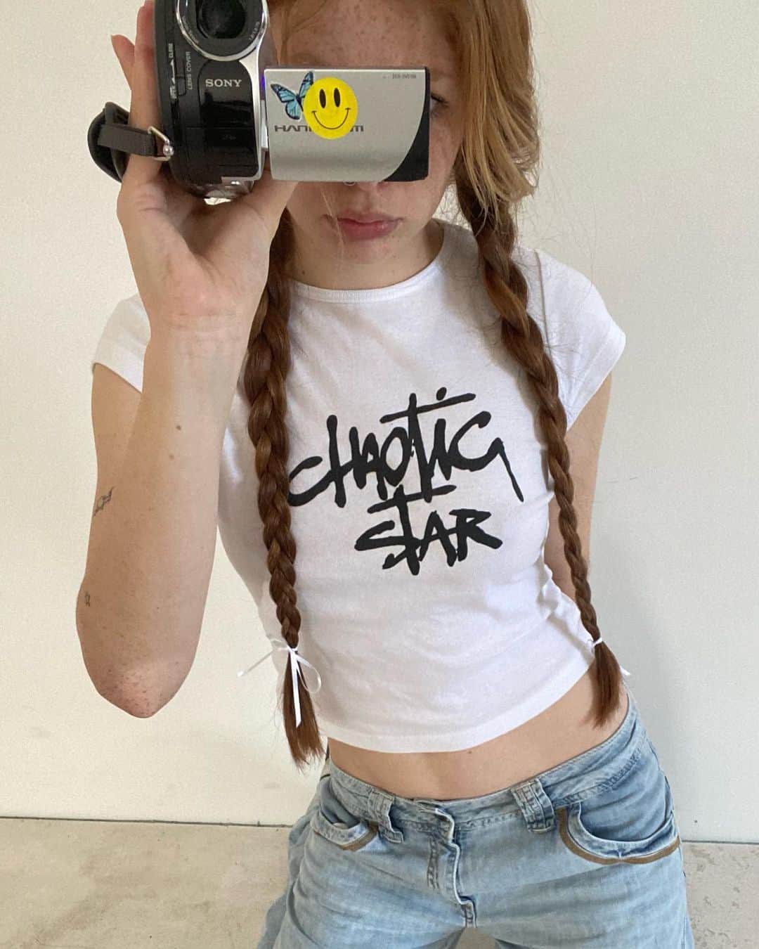 Subduedさんのインスタグラム写真 - (SubduedInstagram)「How to style our Chaotic tee in 10 different ways 💕💕 #subdued #subduedcommunity #subduedgirls #inspiration #ootd #ootdfashion #howtostyle」5月27日 21時45分 - subdued