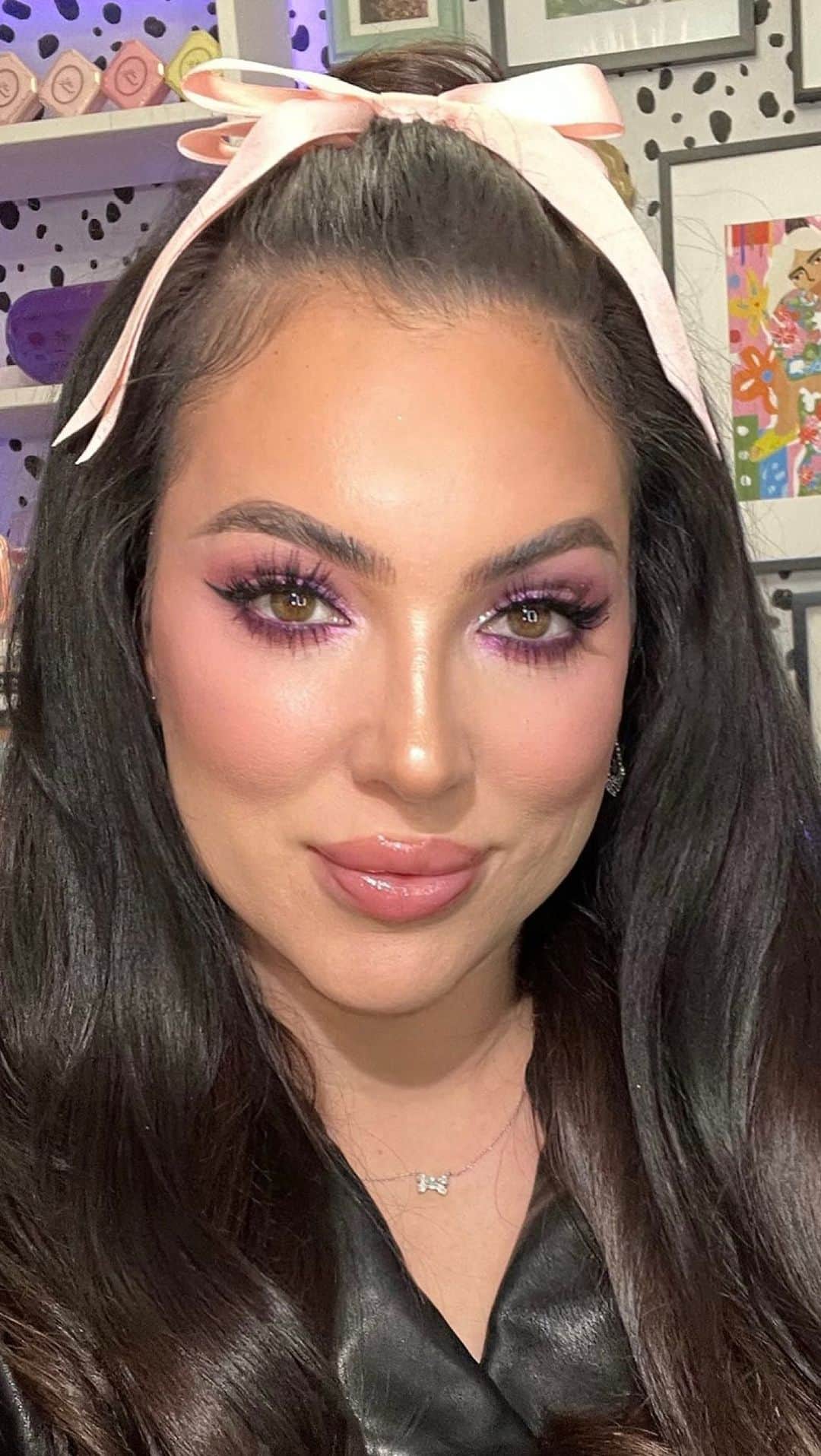 Too Facedのインスタグラム：「Better Than Sex Waterproof Mascara is an essential for all your upcoming beach and pool days!! 💦☀️💖 @elysereneau #toofaced #tfcrueltyfree #betterthansex」