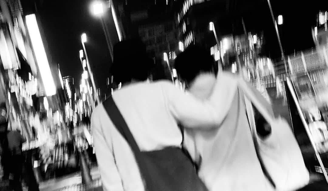 猪野広樹のインスタグラム：「マギ稽古…。　あまりの物量に体力も精神力も削られる。  昔聞いた「演者が苦しんでいる作品ほど面白い」この言葉を信じて残り少ない稽古期間追い込む。  ゆごたんと共に！」