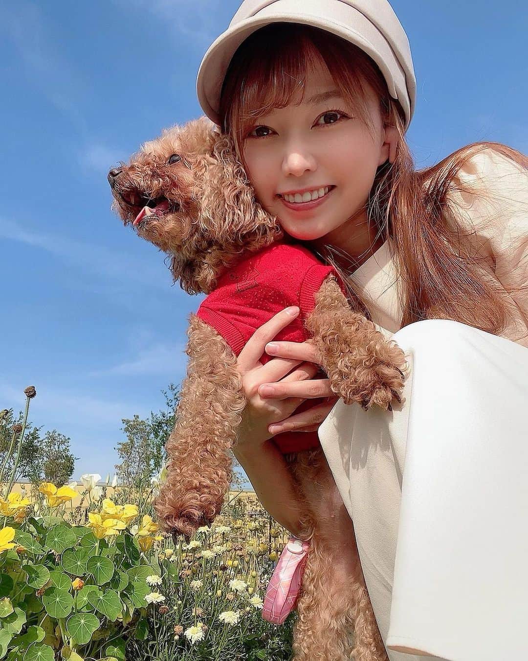 のインスタグラム：「. 最近ムーちゃんと色々なところに遠出した🐶 たくさんの思い出📷💭💓」