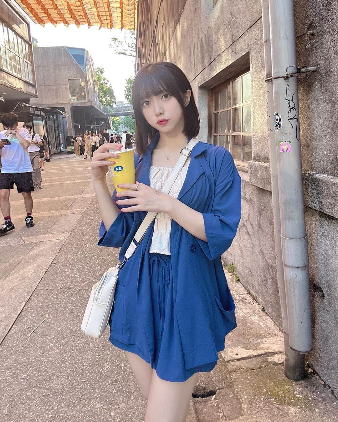 萩田ここさんのインスタグラム写真 - (萩田ここInstagram)「🍹✨ ⠀⠀⠀⠀⠀⠀⠀⠀⠀⠀ 大きいタピオカと小さいタピオカとナタデココも入ってるここのお店のおすすめの味にした〜トリプルパンチで美味しかった🌼 ⠀⠀⠀⠀⠀⠀⠀⠀⠀⠀ ライブもめっちゃ楽しかったありがとう☺︎ 素敵な時間と出会いに謝謝〜 ⠀⠀⠀⠀⠀⠀⠀⠀⠀⠀ It was our 2nd day in Taiwan today! I had bubble tea🫧」5月28日 1時02分 - kokoro_hagita