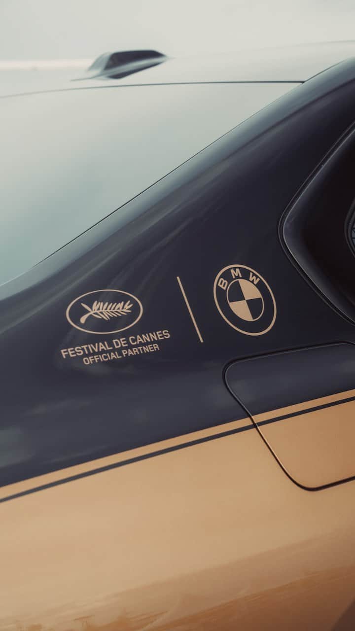 BMWのインスタグラム：「Built for that iconic moment.  THE i7 M70. #ThisIsForwardism #THEi7M70 #BornElectric #Cannes2023 #festivaldecannes __ BMW i7 M70 xDrive: Combined power consumption: 23.8–20.8 kWh/100 km. Combined CO2 emissions: 0 g/km. Electric range: 488–560 kilometers. All data according to WLTP. Further info: www.bmw.com/disclaimer」
