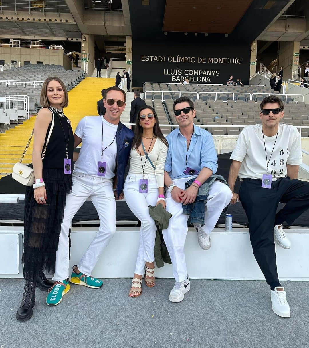 ヨハネス・ヒューブルさんのインスタグラム写真 - (ヨハネス・ヒューブルInstagram)「Best trip to Barcelona and wrapping it with this crew @coldplay @onamafalda you go girl 🔥」5月28日 3時14分 - johanneshuebl