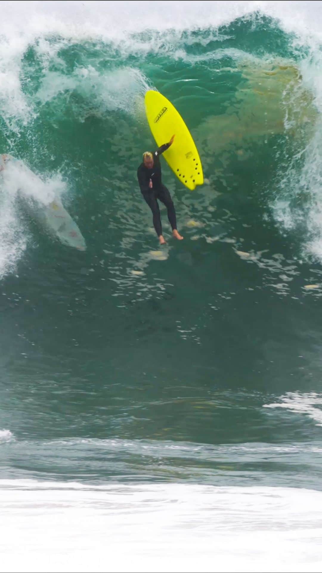 ジェイミー・オブライエンのインスタグラム：「Interesting things happen at The Wedge 🤣 @jamieobriensurfexperience」