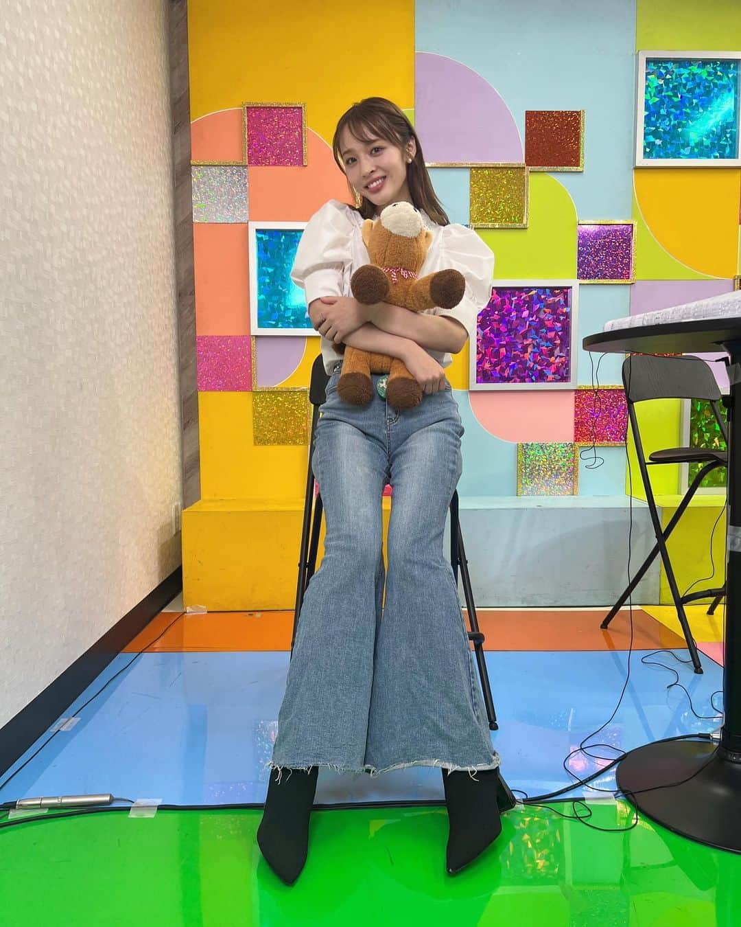 神部美咲のインスタグラム：「競馬の祭典🏇日本ダービー  7708頭の頂点に立った タスティエーラ・レーン騎手 そして陣営のみなさま 本当におめでとうございます🎊🐴  サトノクラウン初年度産駒での ダービー制覇！！！  強い競馬を見せて頂きました🙇‍♀️✨  ホースマンの夢🇯🇵日本ダービー  今年もそれぞれの思いがぶつかり合ったんじゃないかと。  どうか無事でありますように。。  #日本ダービー」
