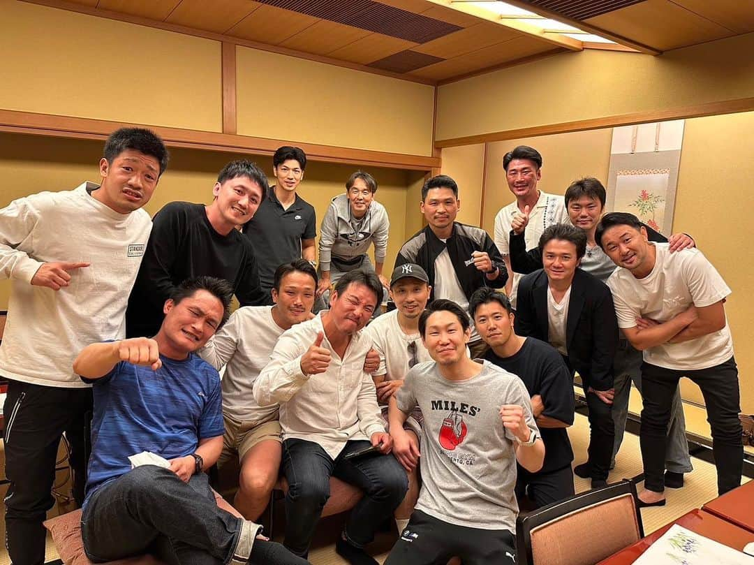 村田諒太さんのインスタグラム写真 - (村田諒太Instagram)「慰労会を開いていただきました 帝拳ジムに入れて良かったです ありがとうございました。」5月28日 17時01分 - ryota_murata_official