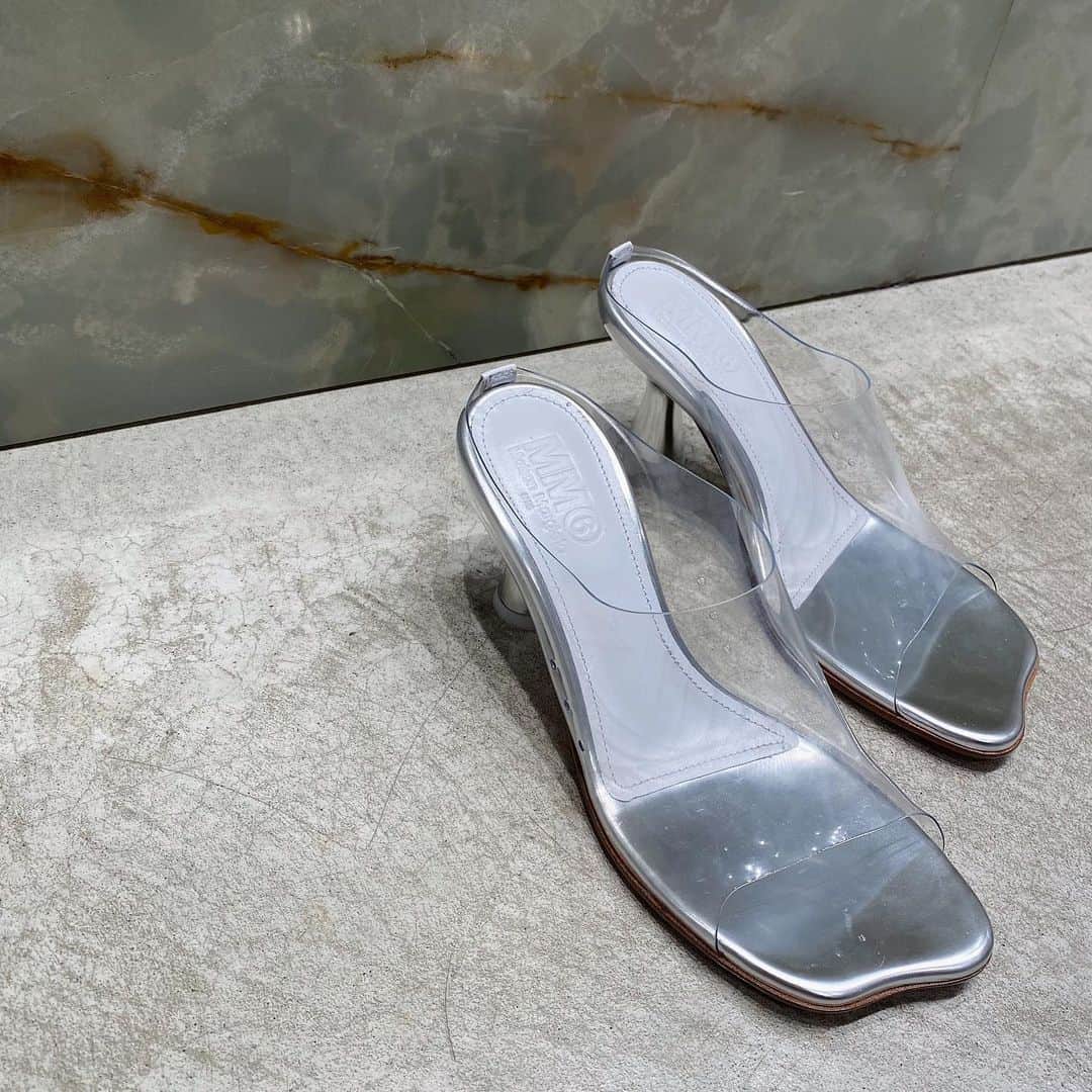 のインスタグラム：「＜MM6 Maison Margiela＞ OPEN TOE SANDAL for women ¥90,200  #H_beautyandyouth #エイチビューティアンドユース @h_beautyandyouth  #BEAUTYANDYOUTH #ビューティアンドユース #Unitedarrows #ユナイテッドアローズ #mm6maisonmargiela」