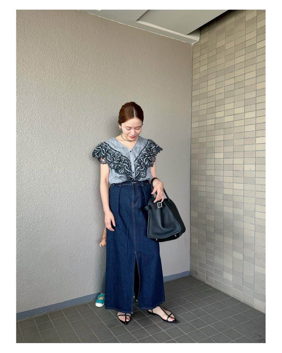 高山直子さんのインスタグラム写真 - (高山直子Instagram)「なんか見えた人は今日いいことがあります😀🍀🫶🏻笑  👧🏻  アイテムはタグ付けしてます🏷️ #きょうのふく」5月28日 9時17分 - nao_70koro