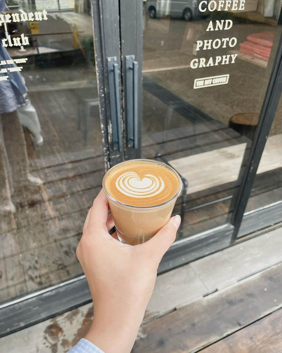 LINKAのインスタグラム：「☕️」