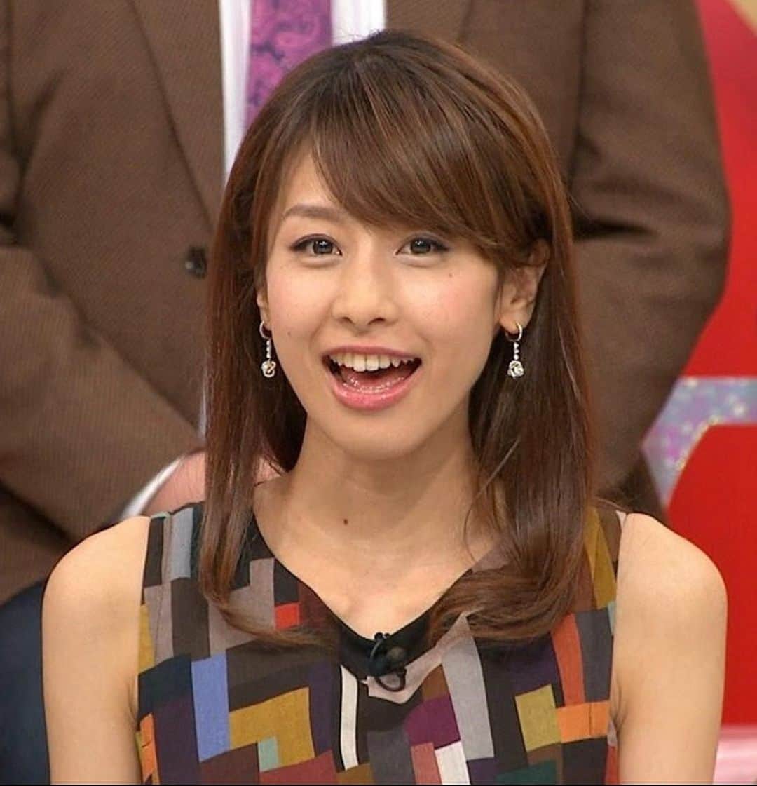 加藤綾子のインスタグラム：「#加藤綾子 #かとうあやこ#かとぱん#人妻#美人#カトパン#女子アナ#フリーアナウンサー #アナウンサー」