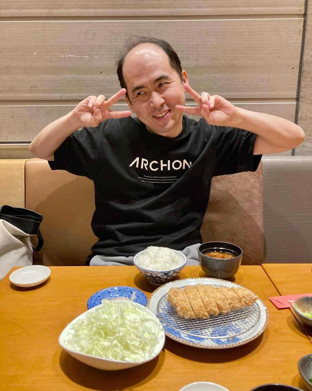 GO!皆川さんのインスタグラム写真 - (GO!皆川Instagram)「斉藤さんとまったりランチ🐖🥤」5月28日 10時48分 - go_minagawa