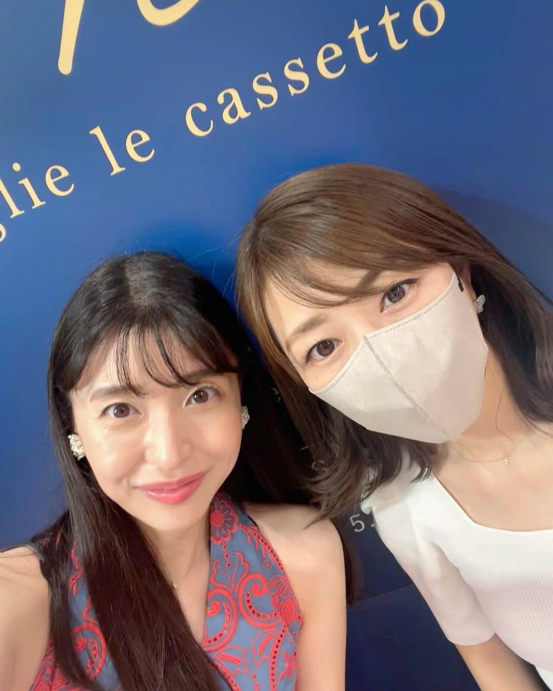新倉瞳のインスタグラム：「音と服、ご来店の皆さまありがとうございました❣️  筆談なんちゃっ店長チェリスト(長)へのお気遣い、お見舞いまで皆さま本当にありがとうございました🥲  インスタライブではブランドディレクターれなちょが私のぶんまでたくさんお話しくださいました🥲  POP UPは西武池袋にて30日まで。 是非✨  【Shop Infomation】  M Maglie le cassetto limited shop 『音と服- Magnifique couture-』 日程:‪5月24日(水)‬〜30日(火) 会場:西武池袋本店3階中央A6番地 婦人服フロア特設会場 ⁡ ◆お問い合わせ 　西武池袋本店3階 　スーペリアクローゼット   Tel: 03-3982-3912」