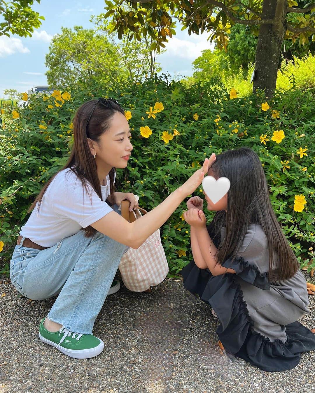近藤千尋さんのインスタグラム写真 - (近藤千尋Instagram)「子供達と休日❤️👧👧 パパを置いて思い付きで岡山へ🚄💓笑  じぃじ、ばぁばはいつもいきなり帰ってくる 私達にびっくりしております😂笑」5月28日 14時39分 - chipichan.1215