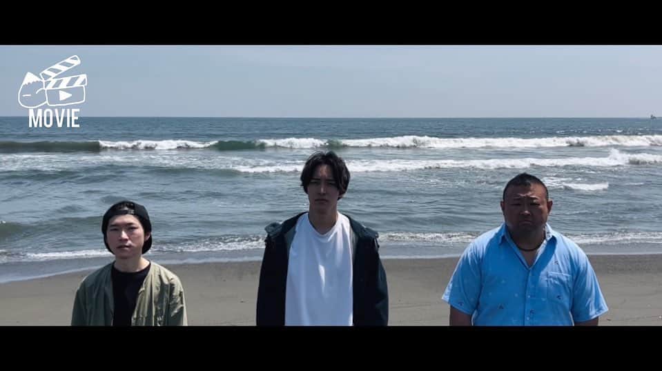 脇知弘さんのインスタグラム写真 - (脇知弘Instagram)「YouTube『ないんずといろ』の 短編映画【こうして僕らは海に来た】です🎥  偶然居合わせた3人ですが実は。。。  最後の最後に面白いオチが待っていますので 最後の最後までしっかりとご覧ください👍  僕の地元平塚の海で撮影できるなんて 本当嬉しかったな〜🥰  #脇知弘#ないんずといろ#短編映画#ショートフィルム#平塚#湘南の海#海#地元#嬉しい#オチ#面白いオチ#最後の最後」5月28日 14時54分 - t_waki_at