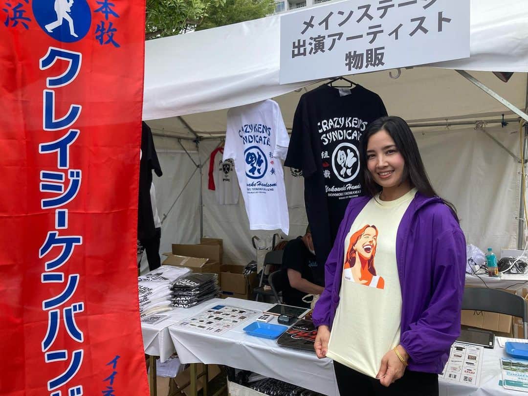 クレイジーケンバンド【公式】のインスタグラム：「本日はハマフェス 山下公演おまつり広場 クレイジーケンバンドライブ18時より。 観覧無料！ おみやげも絶賛販売中！ #クレイジーケンバンド  #crazykenband  #ハマフェス」