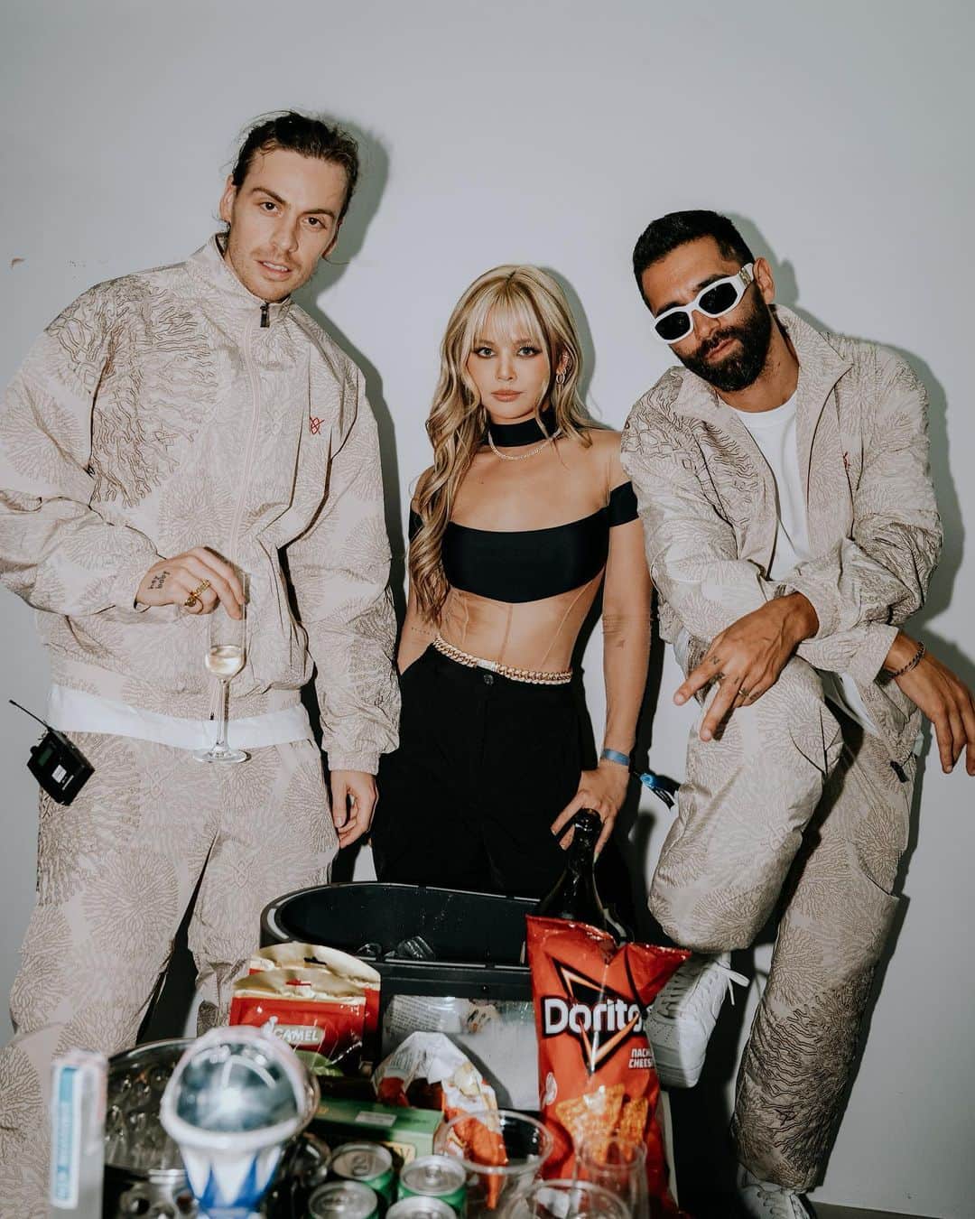 ソンさんのインスタグラム写真 - (ソンInstagram)「Felt good to be back home to performing at my first ever EDM festival with @yellowclaw 🔥   COLD LIKE SNOW out now!」5月28日 15時38分 - sssorn_chonnasorn