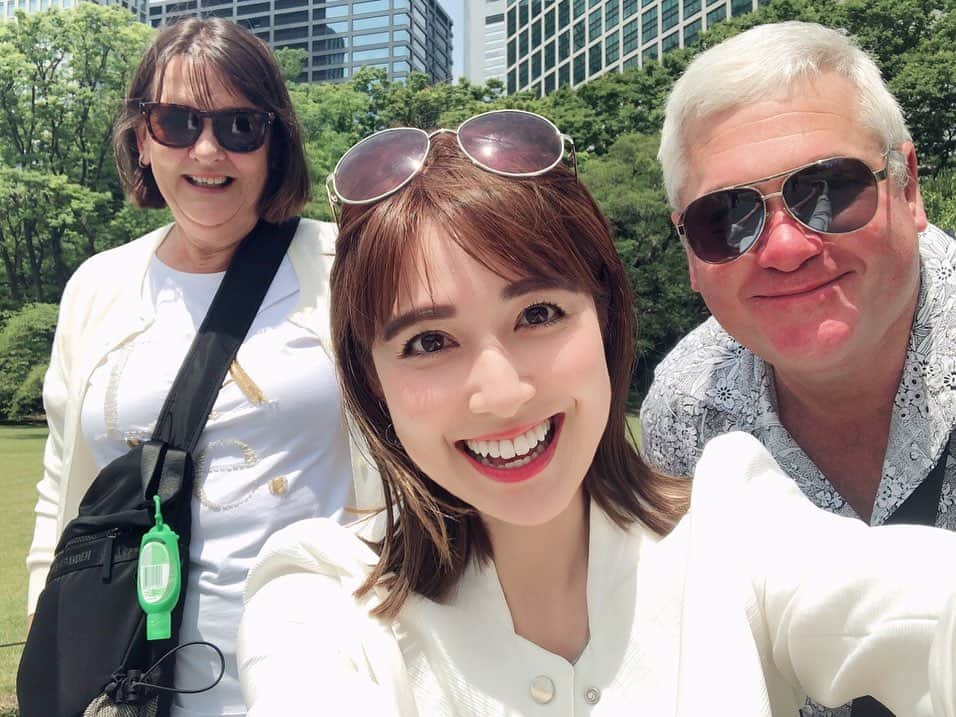 佐藤由季さんのインスタグラム写真 - (佐藤由季Instagram)「My Dad and Mom🇦🇺🇯🇵 Welcome to Japan🥹💓  中学の時にホームステイをさせてもらった オーストラリアのホストファミリー 今でも仲良しでDadMomは初めて日本へ🇯🇵 嬉し過ぎて出会った時もお別れの時も 毎回涙が出てしまう、、、😭💕  オーストラリアと日本のパパママ同士が 初めて会えて、4人の両親に囲まれて、 幸せすぎる時間でした🥰 I had a great and special time✨  #fromAustralia 🇦🇺  #sightseeing #inTokyo 🇯🇵 #Dad #Mom  #loveyou #missyou  #xoxoxo 😘  #フリーアナウンサー  #佐藤由季  #夫はドライバー兼通訳係🐨ありがとう🙏 #早くまたオーストラリアの第二のホームに帰りたい 🇦🇺」5月28日 15時48分 - yukisato0710