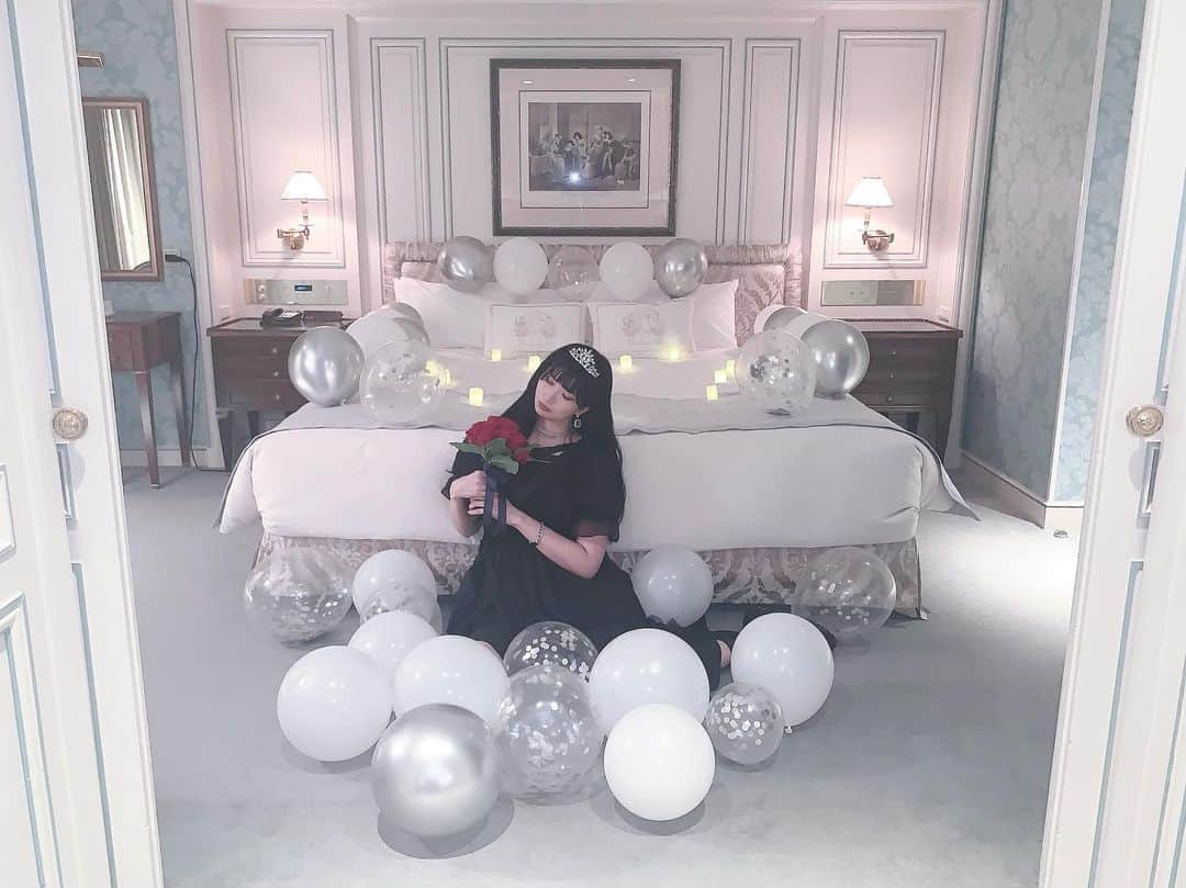 のインスタグラム：「2023.5.15 #happybirthday #hbd #hotelnewgrand」