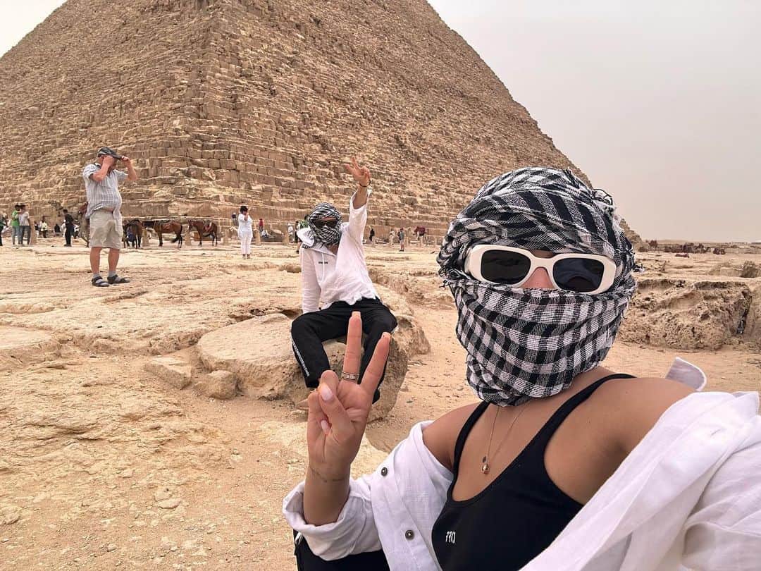 ソフィア・サモドゥロワのインスタグラム：「✌🏻」