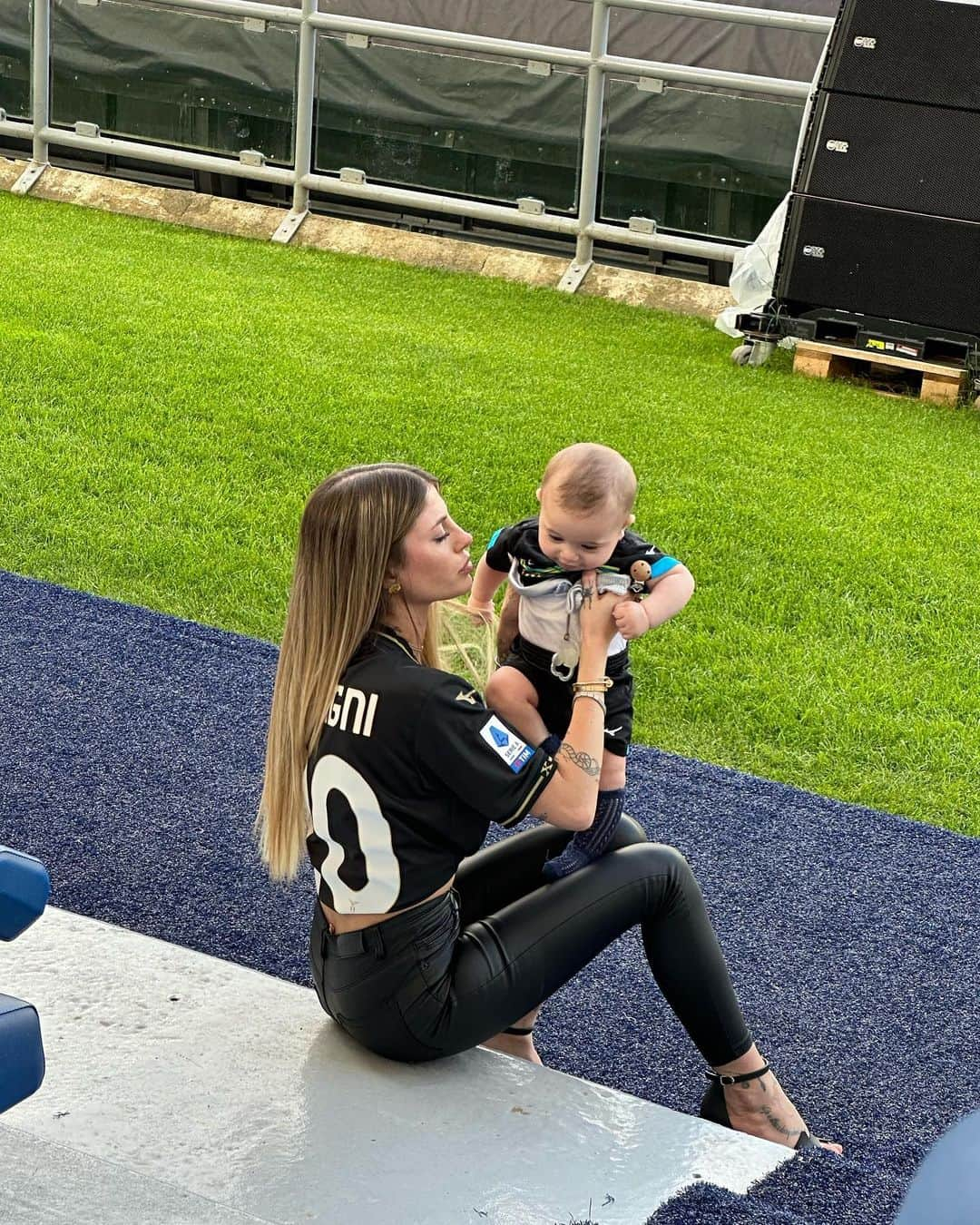 キアラ・フェラー二のインスタグラム：「Forza Lazioooo🤍💙🏟️」