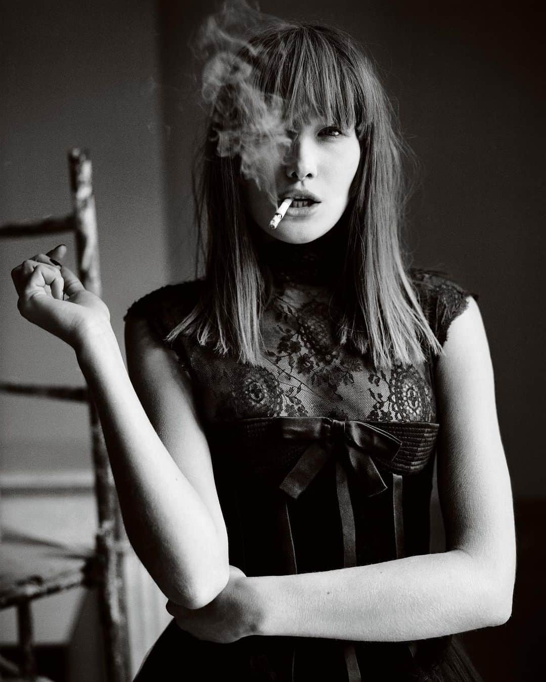 マリオ・テスティーノのインスタグラム：「TESTINO ARCHIVE When people smoked _ Cuando se fumaba  #EdgarOtte」