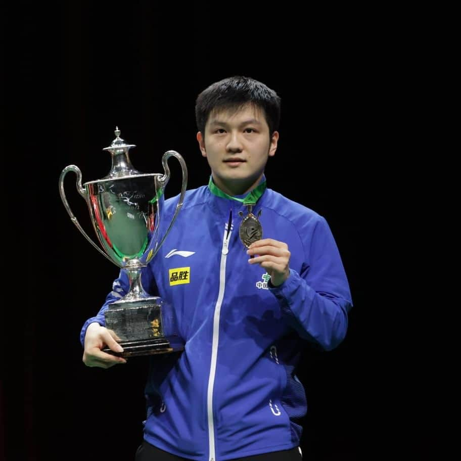 ITTF Worldさんのインスタグラム写真 - (ITTF WorldInstagram)「Presenting the #ITTFWorlds2023 Women's and Men's Singles podium 🏆   Women's Singles 🥇 Sun Yingsha 🥈 Chen Meng 🥉 Chen Xingtong 🥉 Hina Hayata  Men's Singles 🥇 Fan Zhendong 🥈 Wang Chuqin 🥉 Ma Long 🥉 Liang Jingkun  #Durban2023 #TableTennis #PingPong」5月29日 2時01分 - wtt