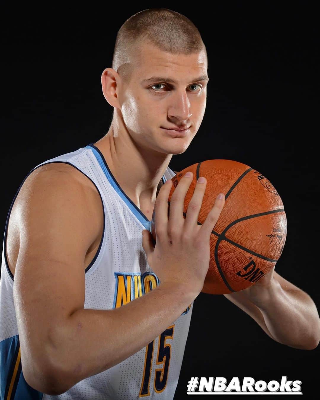 NBAさんのインスタグラム写真 - (NBAInstagram)「👀 the BEST of Nikola Jokic’s rookie season (2015-16) with the @nuggets!  The #NBAFinals presented by YouTube TV begin 8:30pm/et June 1 on ABC!」5月29日 2時54分 - nba