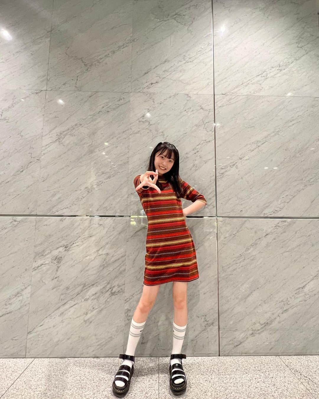 坂川陽香さんのインスタグラム写真 - (坂川陽香Instagram)「🌺🤙🏾💞  #ootd #06 #sly #Dr.Martens #nike #AKB48 #坂川陽香」5月28日 18時17分 - hiyuka_sakagawa.1007