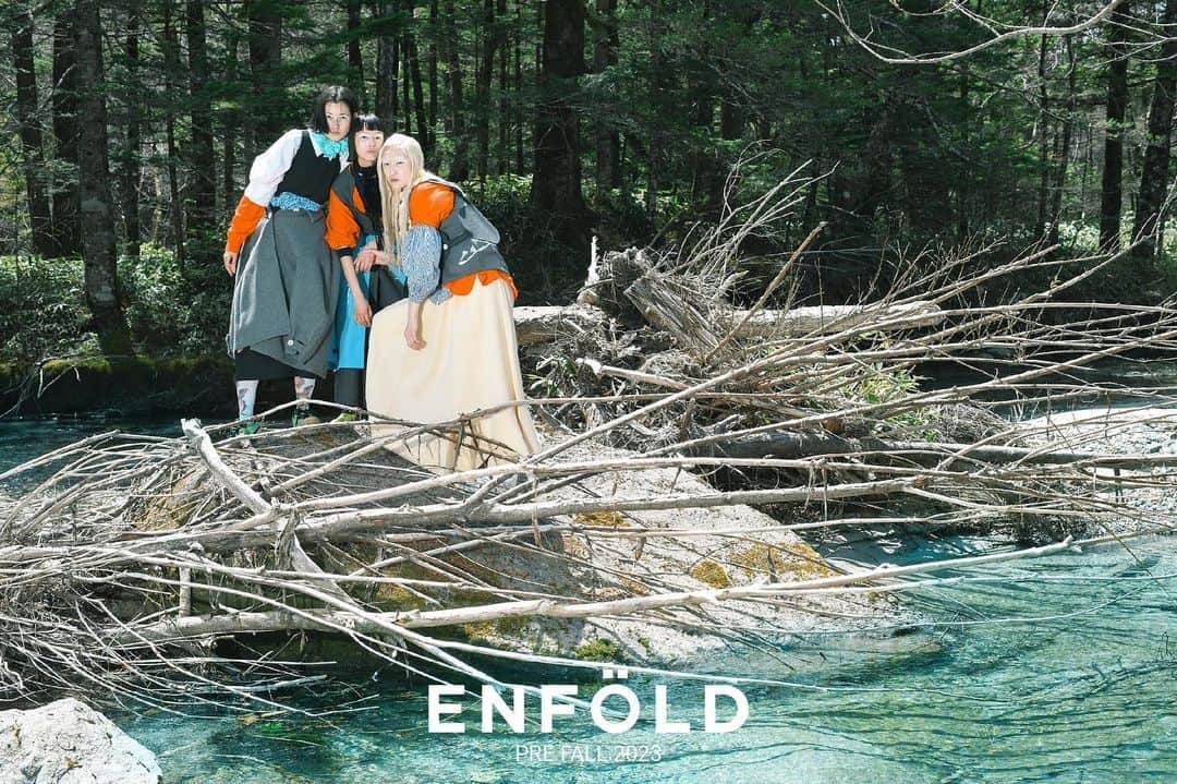 ENFÖLDさんのインスタグラム写真 - (ENFÖLDInstagram)「ENFÖLD PRE FALL 2023 Coming Soon.  -  #enfold_official #enfold #enföld #enfold_23SS #enfold_lineups」5月28日 18時39分 - enfold_official