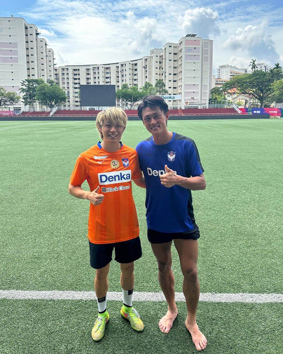 木村太陽のインスタグラム：「Albirex Niigata FC Singapore ×TAIYO🇸🇬  I went to watch the Singapore Premier League for the first time.🤩I was very excited🔥  I was also able to reunite with friends from high school for the first time in a long time🤝  #singaporepremierleague #albirexniigatasingapore #soccer #football#footballplayer」